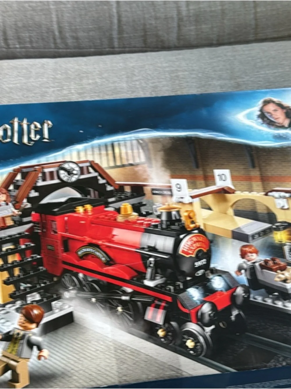 Red Kids Train Building Set - Hogwarts Style Locomotive